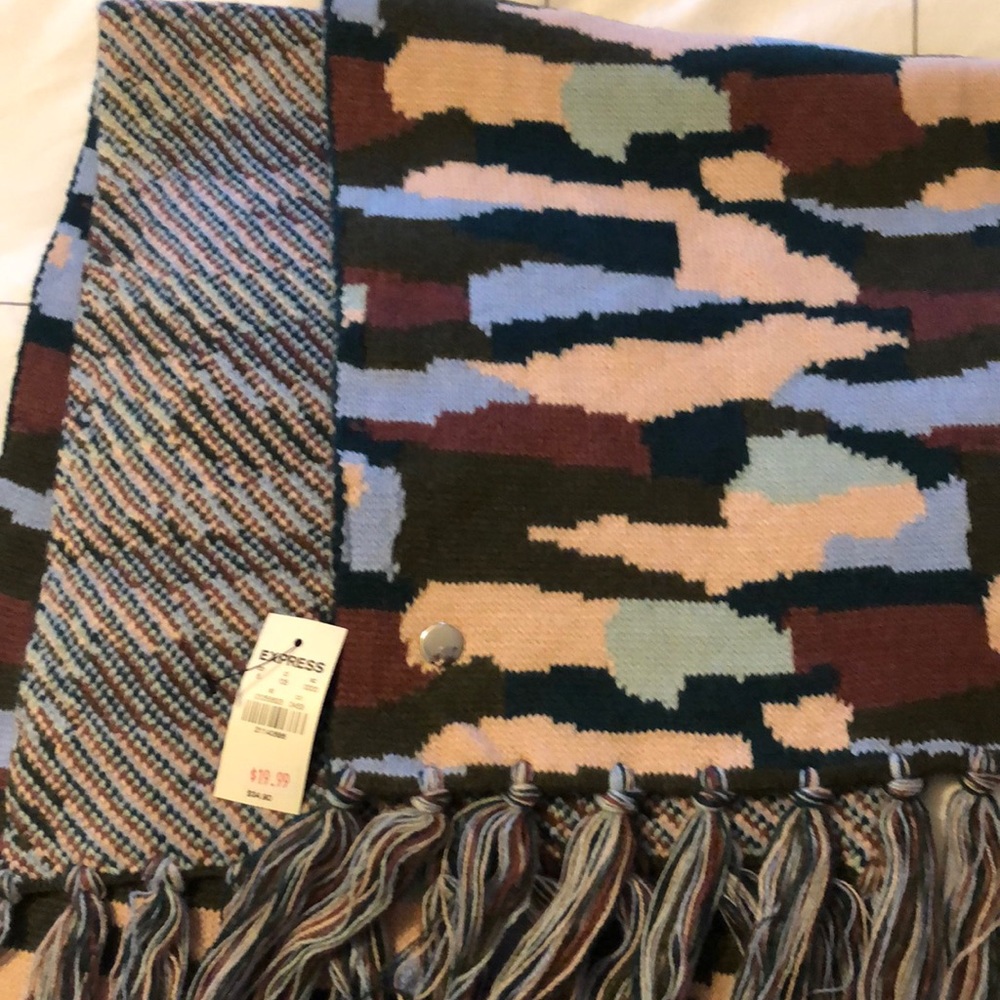 Express women’s winter scarf
